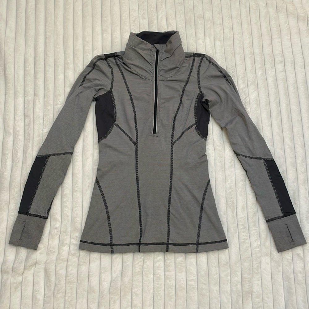 EC Lululemon Run Pullover 1/2 Zip - Grey Blue Stripe - Size 4